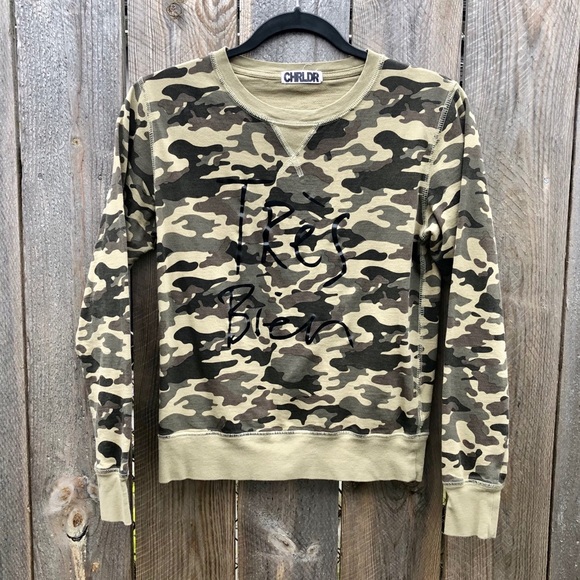 *CCHRLDR | Tres Bien Camo Sweatshirt Size S - Picture 2 of 9